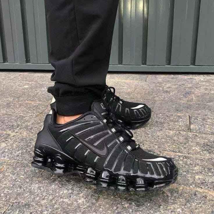 Nike Shox